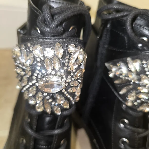 Nine West Rhinestone Embellished Ankle Black Boot Size 7 M - Picture 7 of 8